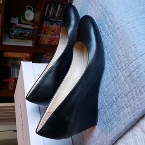 Calvin Klein - Saxton Black Leather Wedges
